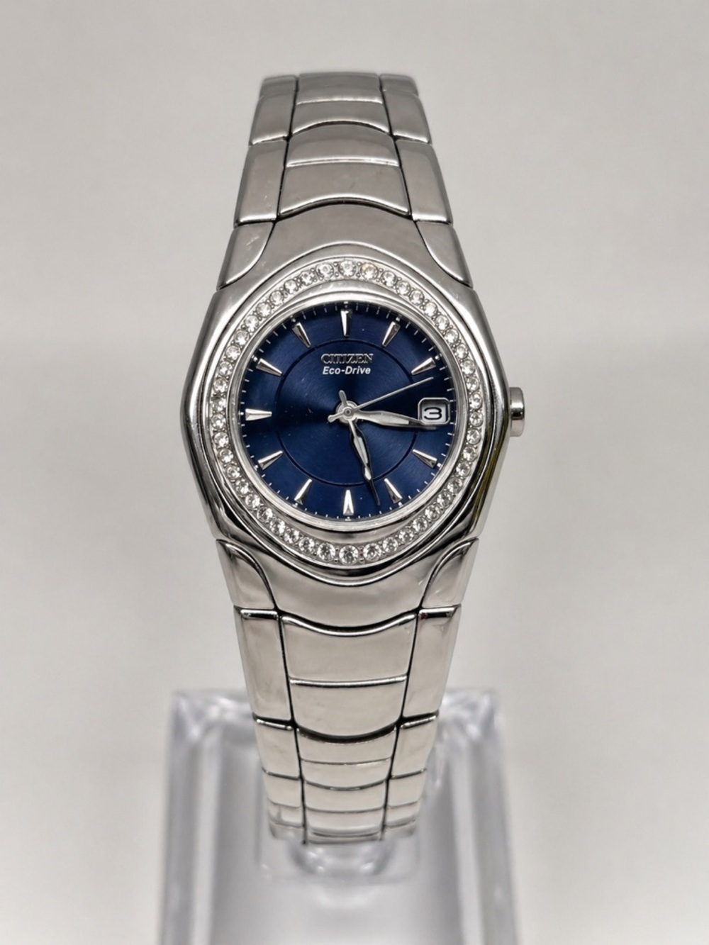 Vintage Citizen Eco-Drive Ladies Watch Blue Dial Crystal Bezel Silver Tone Runs